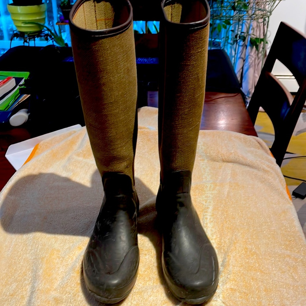 Hunter rain boots- original style - brown base - waxed canvas upper